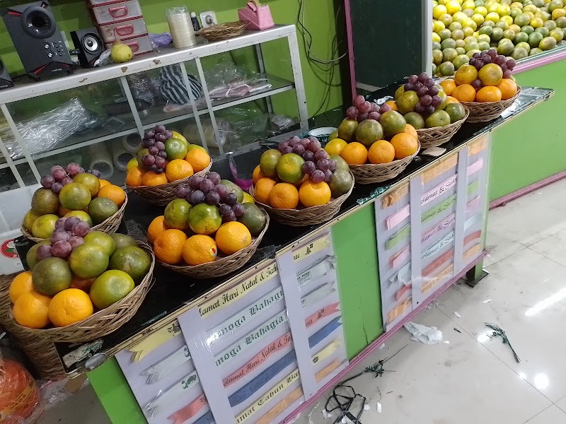 Segarnya Buah Segar di Jantung Cilacap: Sari Buah